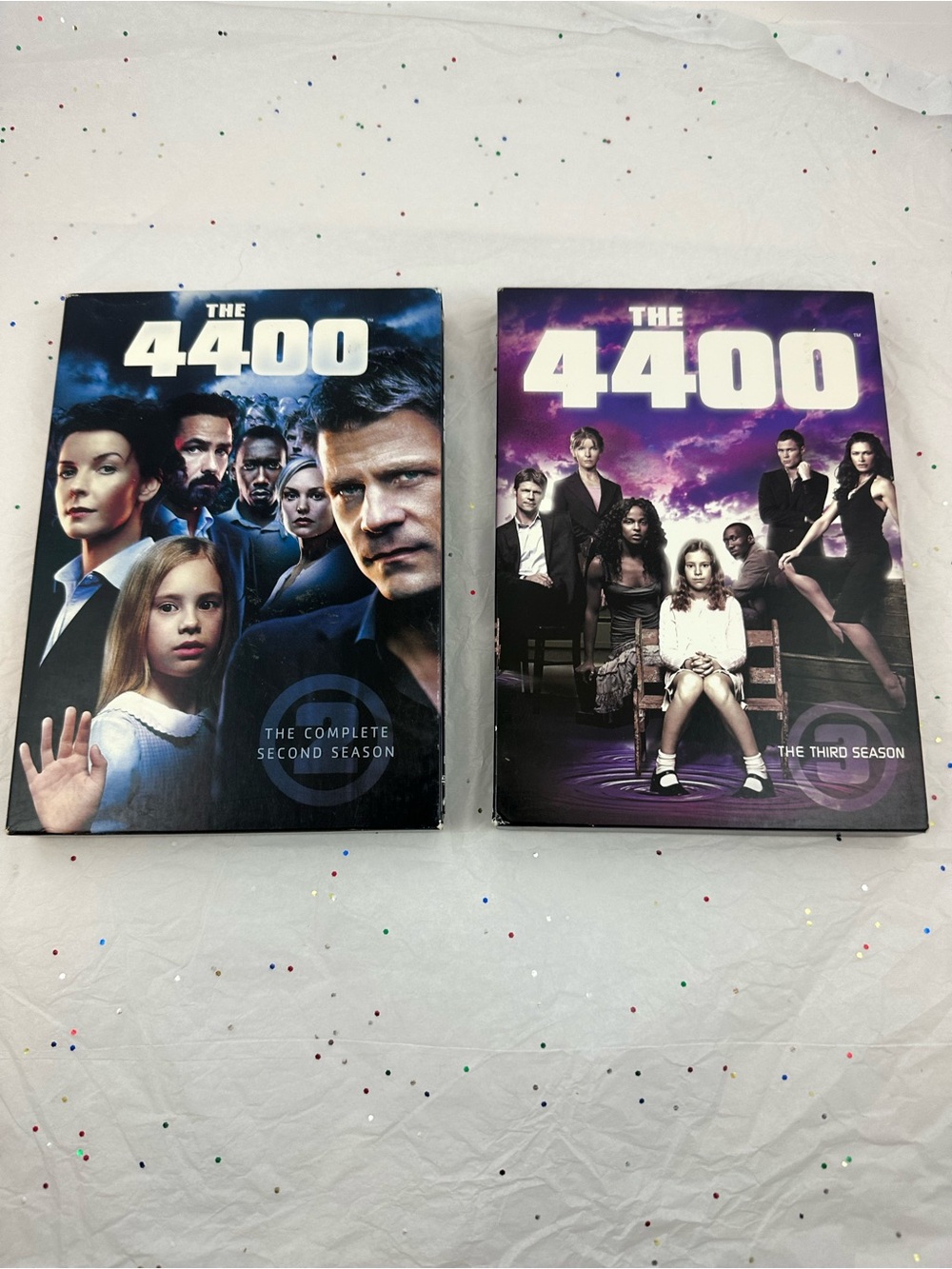 The 4400 Complete Seasons 2 & 3 DVD Set - Blue & Purple Covers